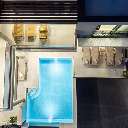 Cozy In * ماكارسكا