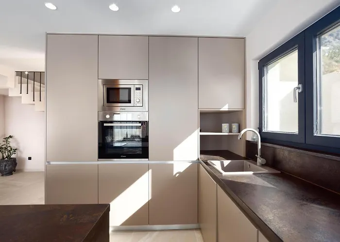 Cozy In Semesterbostad Makarska