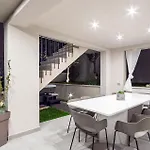 Beautiful In מאקרסקה