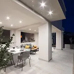 Beautiful In מאקרסקה