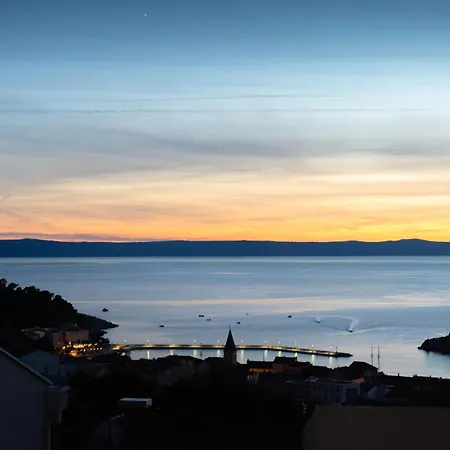 Holiday home Cozy In With Outdoor Swimming Pool Makarska