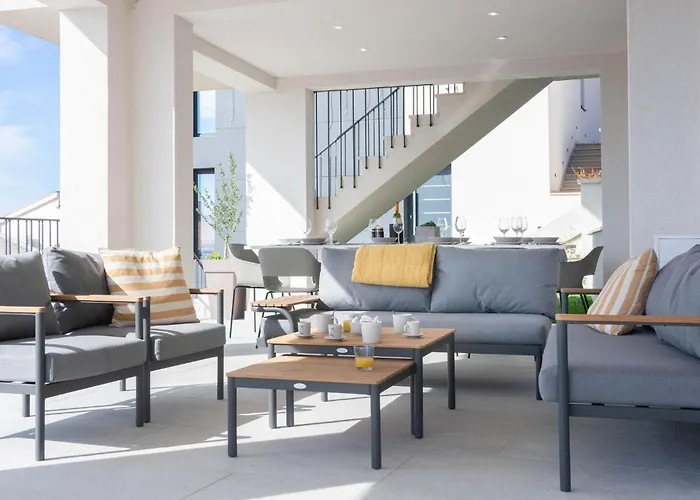 Ferienhaus Cozy In Makarska